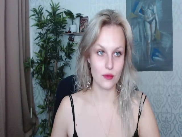 Live sex webcam photo for Dorina_xX #269346284