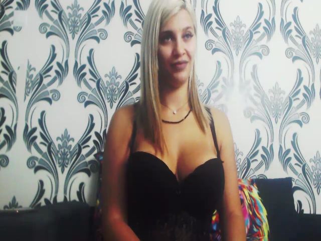 Live sex webcam photo for Lorehottie #269349099