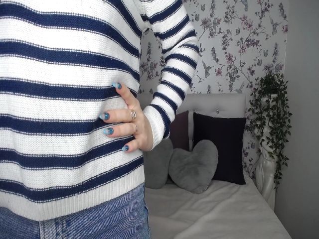 Live sex webcam photo for Ssexy_Kitty #269339705