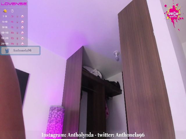 Live sex webcam photo for AnthonelaDoll #269337395