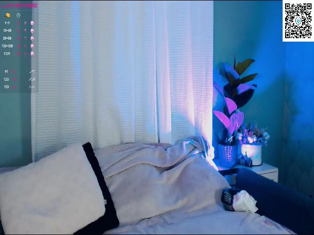 Live sex webcam photo for Lildevilxyx #269347862