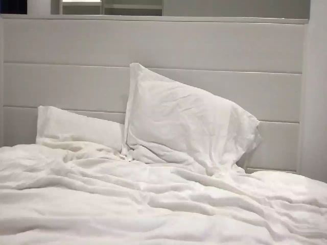 Live sex webcam photo for Angel_USA #269353416