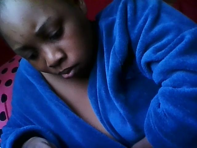 Live sex webcam photo for ebonyslut95 #269341865