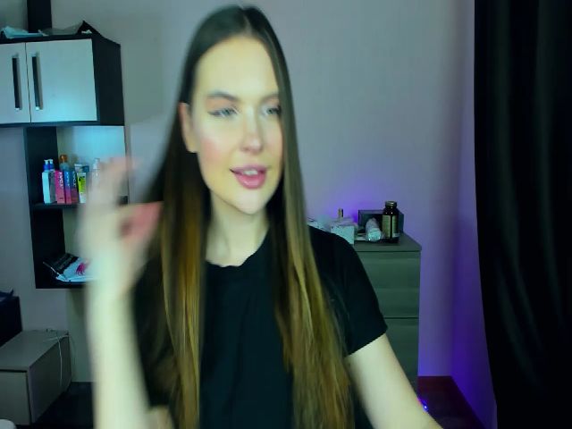 Live sex webcam photo for Daisymarly #269337353