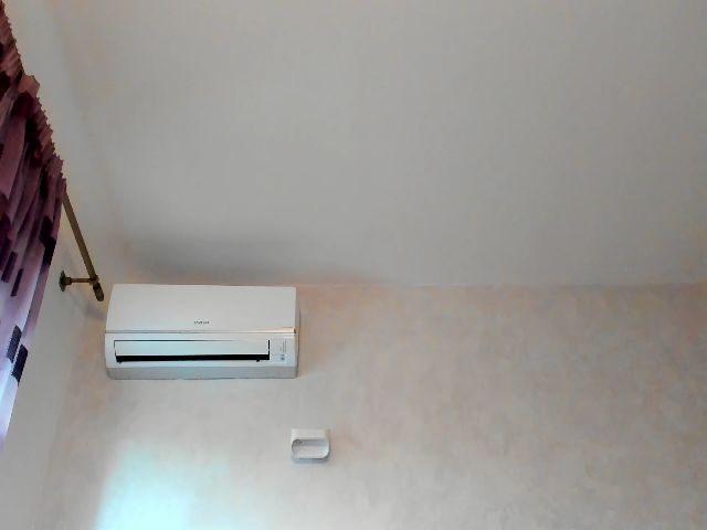 Live sex webcam photo for Kasey_Dee #269347084