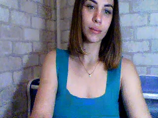 Live sex webcam photo for Linda_2S #269353103