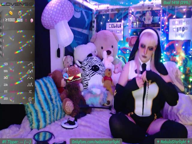 Live sex webcam photo for NebulaStarz #269339263