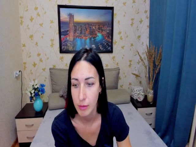 Live sex webcam photo for DorothyRoze #269344440
