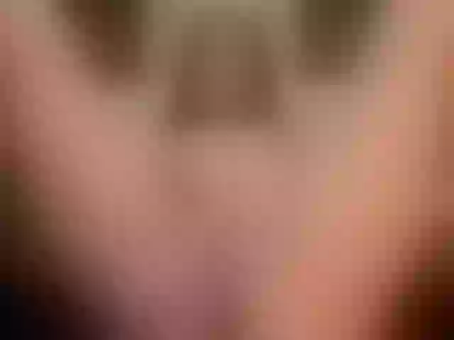 Live sex webcam photo for KatieNolan #269349672