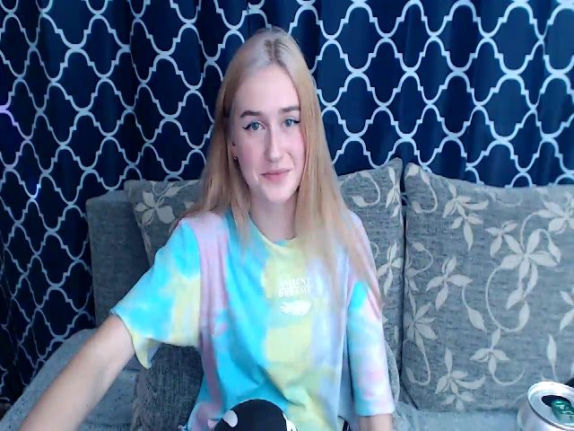 Live sex webcam photo for Honey_dream #269353253