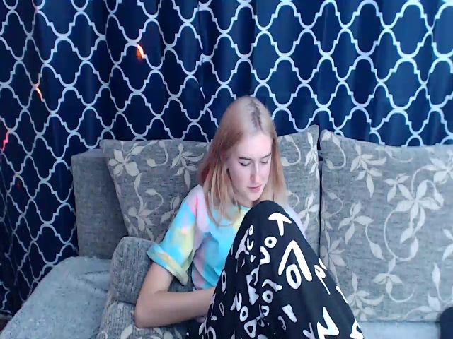 Live sex webcam photo for Honey_dream #269354506