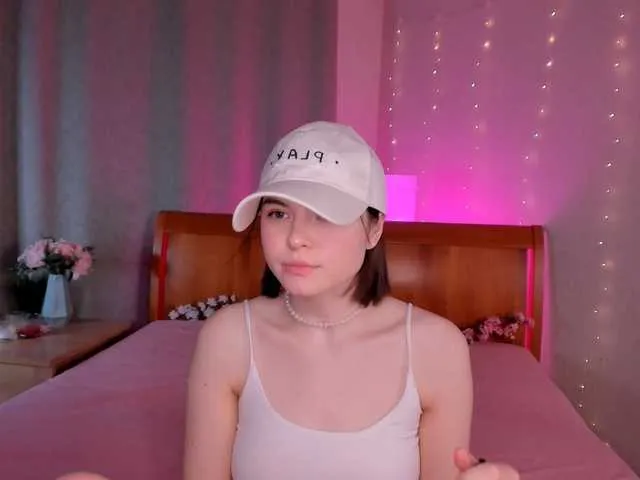 Live sex webcam photo for MargaretLovy #269340103