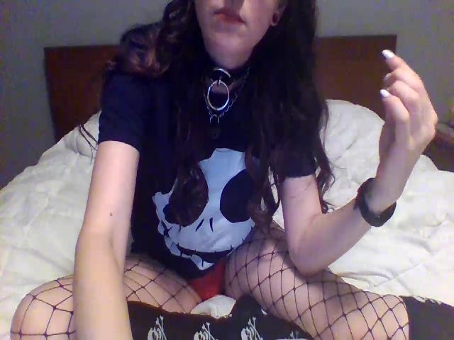 Live sex webcam photo for NightNymph666 #269336672