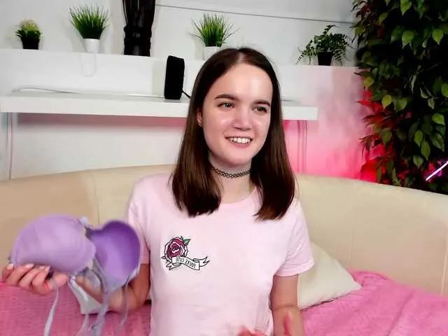 Live sex webcam photo for Dragon-Alice #269350358