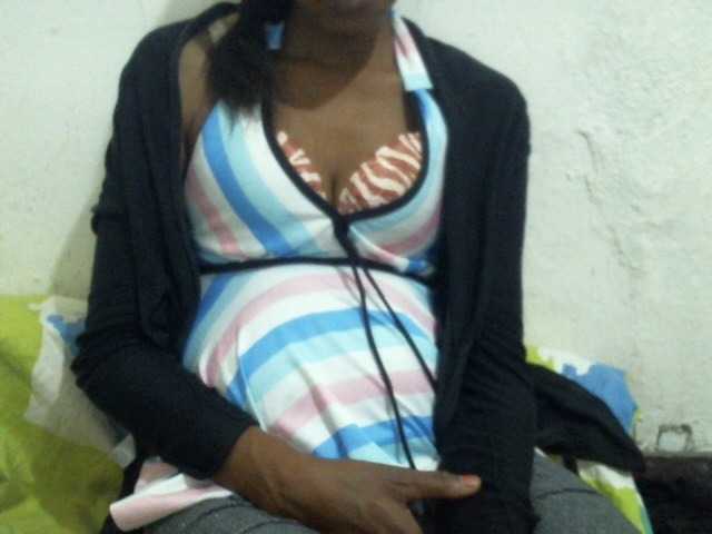 Live sex webcam photo for calinalove #269350898