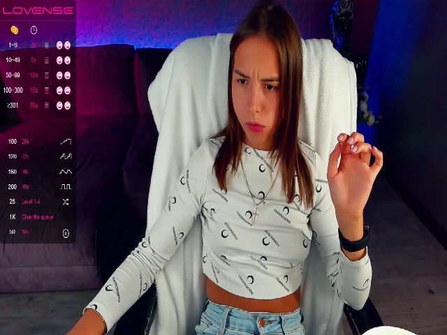 Live sex webcam photo for LexaIce #269353246