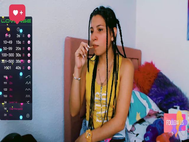 Live sex webcam photo for Emma_18x #269352252