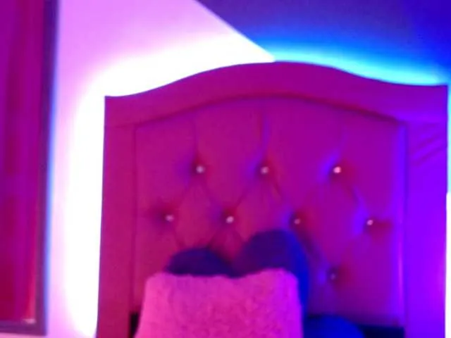 Live sex webcam photo for rousy-rhoades #269335861