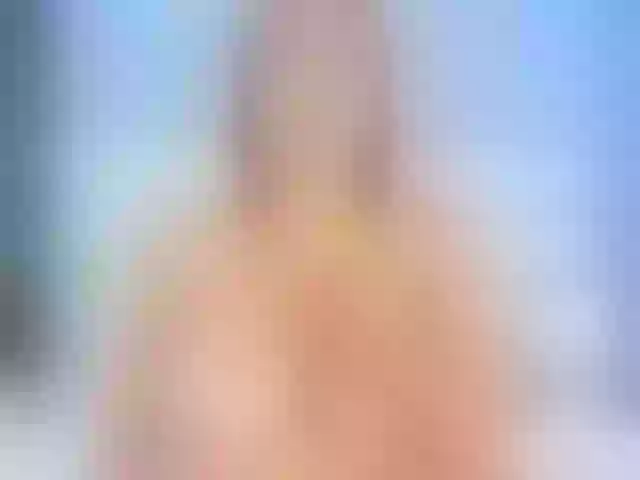 Live sex webcam photo for RoseValcke #269350160