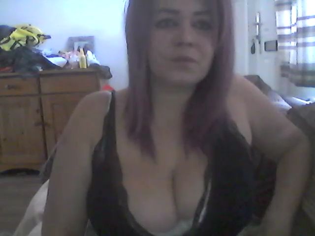 Live sex webcam photo for chloe1995 #269346789