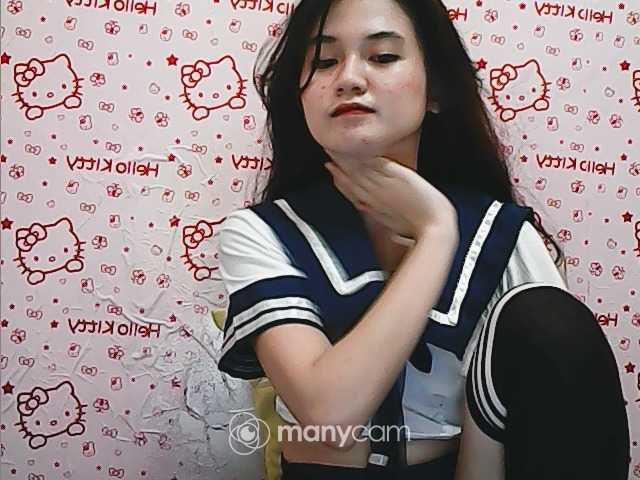 Live sex webcam photo for xxslimhotlady #269345286