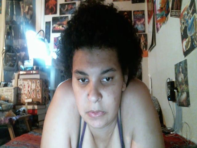 Live sex webcam photo for HornyHunBunny #269342010