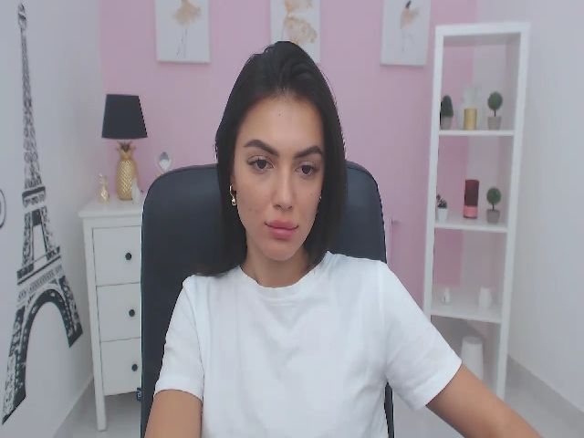 Live sex webcam photo for HanaSamuel #269344479