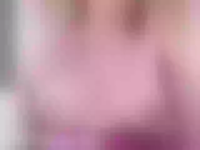 Live sex webcam photo for Sofhia20 #269350783