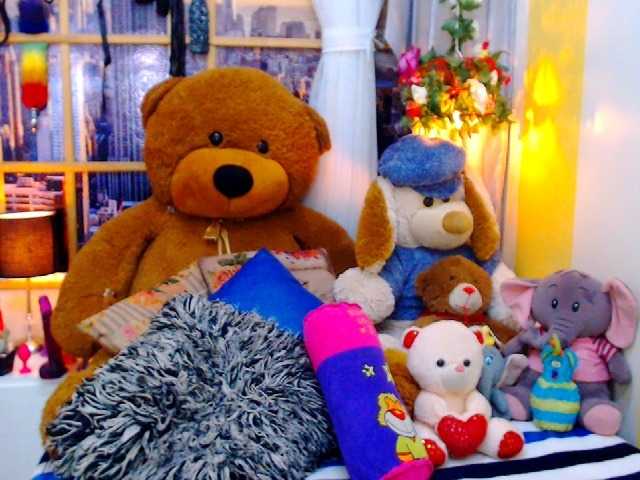 Live sex webcam photo for Eloveskamy #269366219