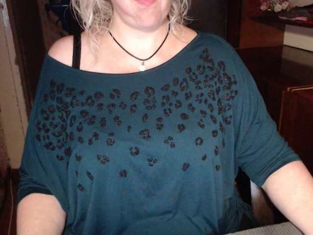 Live sex webcam photo for Alisa1917 #269365709