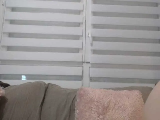 Live sex webcam photo for cleophee #287942347