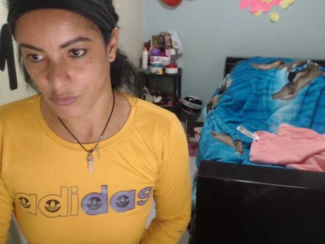 Live sex webcam photo for KattleyaGrey #269371630