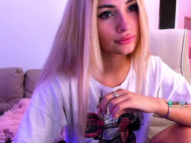 Live sex webcam photo for meow #269360588