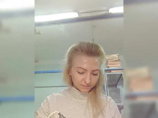 Live sex webcam photo for Anesteishen #269360766