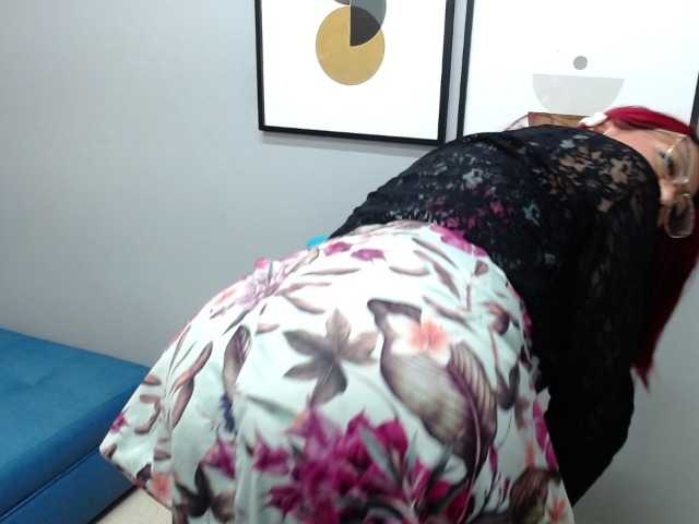 Live sex webcam photo for miranda-spark #269356054