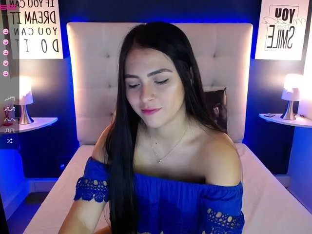 Live sex webcam photo for ZoeBolton #269365980