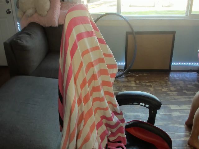 Live sex webcam photo for Janrubygirl #269369685