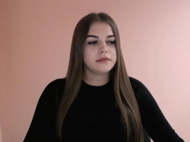 Live sex webcam photo for TaliaKristen #269374581