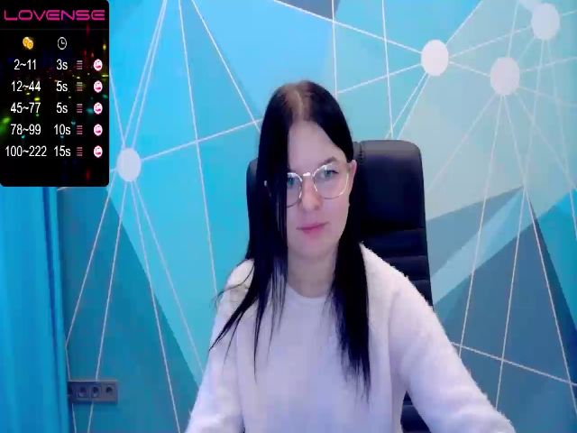 Live sex webcam photo for AnnaFols #269360175