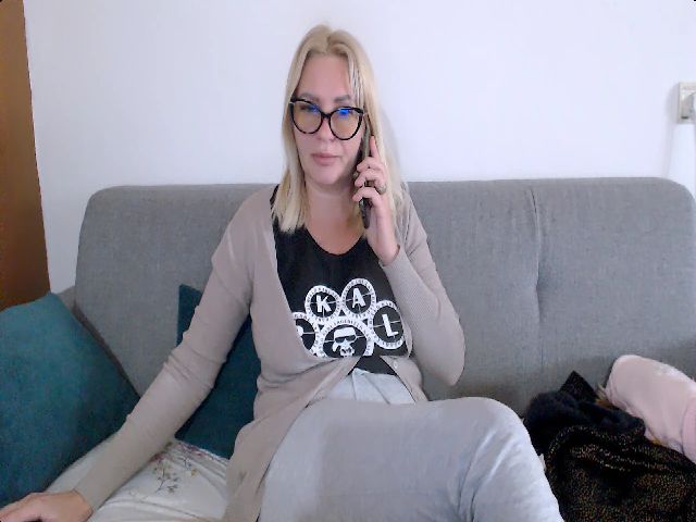 Live sex webcam photo for Stephycute #269367129