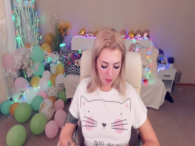 Live sex webcam photo for ArielAniston #269366893