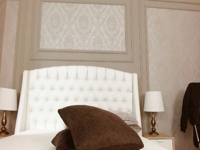 Live sex webcam photo for EVAXROSE #269362698