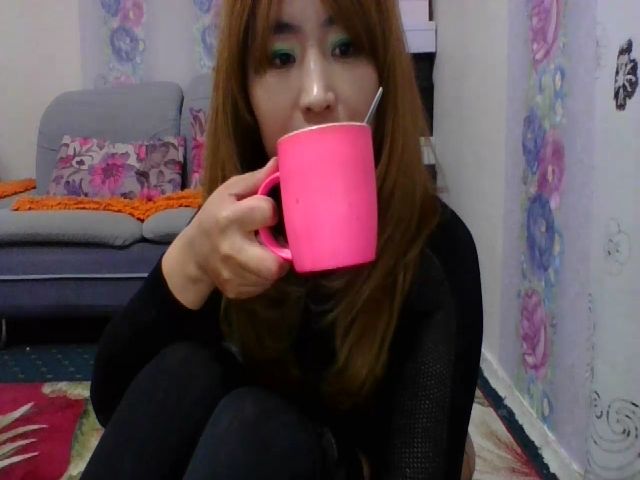 Live sex webcam photo for AsianDoll2000 #269367010