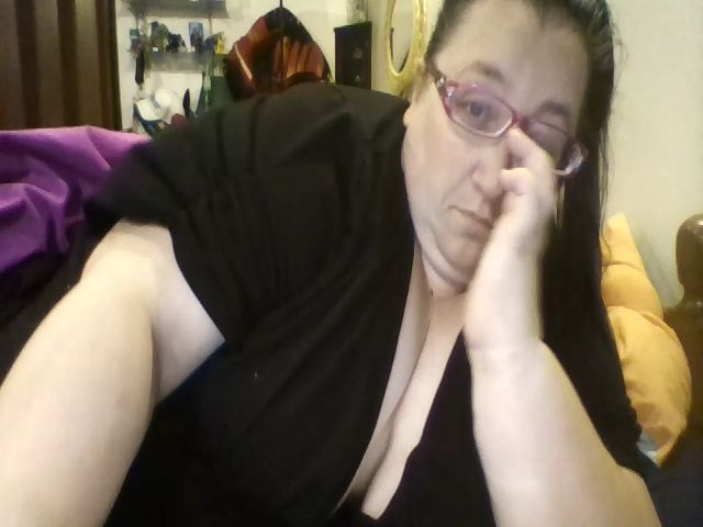 Live sex webcam photo for BBWAngel85 #269359184