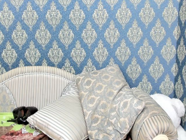 Live sex webcam photo for White_Pie #269361975