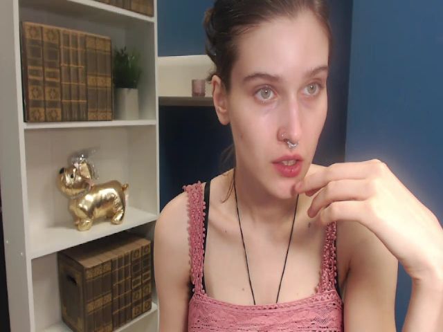 Live sex webcam photo for SarahPassionX #269367533