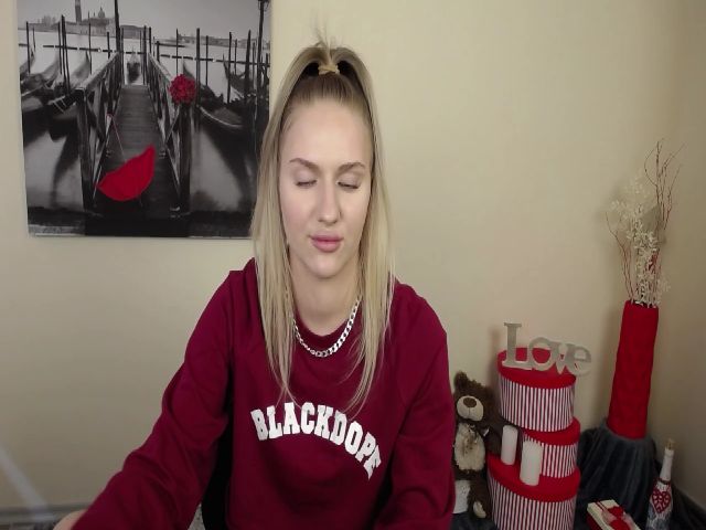 Live sex webcam photo for Likainflower #269366688