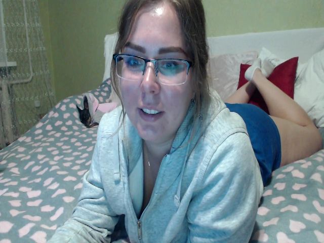 Live sex webcam photo for Scarlet_Johan #269370170