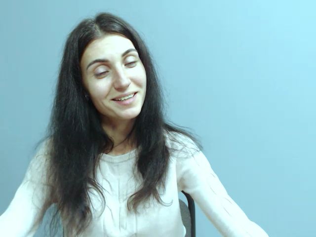 Live sex webcam photo for Miss_Vivian #269368178