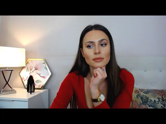Live sex webcam photo for CharlotteLOV #269369453